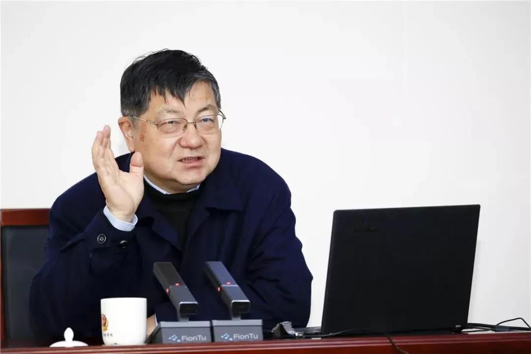 颜晓峰总结历史经验更好开辟未来